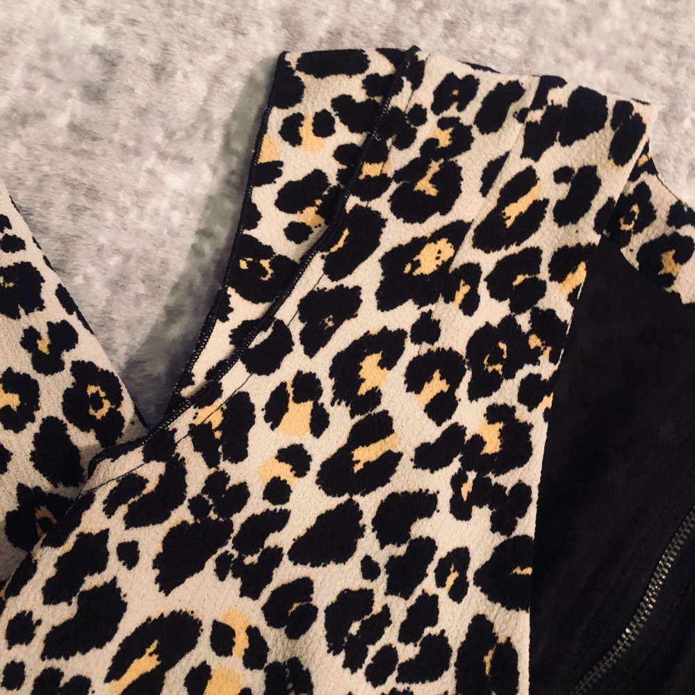 H&M Leopard Print Pencil Dress Size 2 - Picture 6 of 8